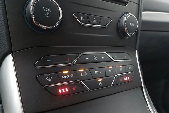 Ford S-MAX 2.0 EcoBlue Titanium aut