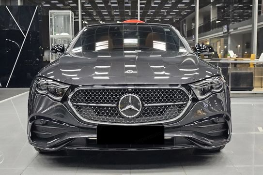 Mercedes Klasa E 200 4-Matic AMG