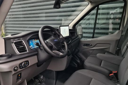 Ford Transit 350 L3H2 Limited A8
