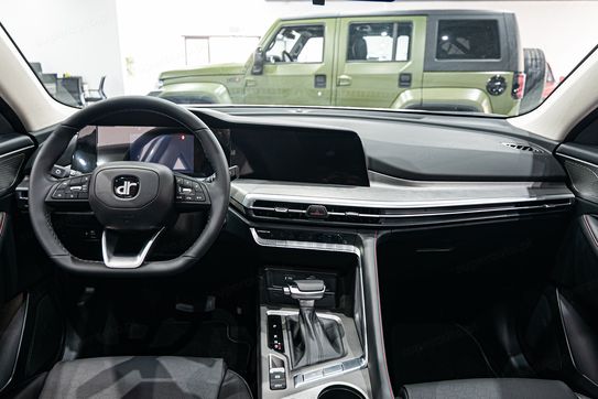DR 5 ‎‎1.4 BENZ + LPG FWD