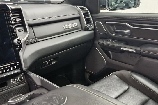 Dodge RAM 1500 V8 HEMI Laramie