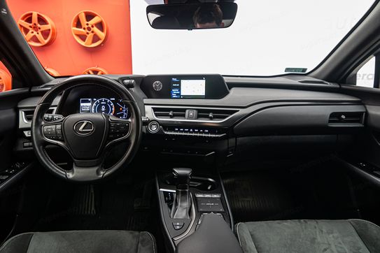 Lexus UX 200 2.0 2WD