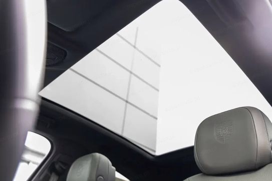 Porsche Cayenne Coupe E-Hybrid  Black Edition