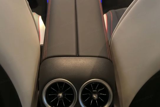 Mercedes CLA 200 AMG Line