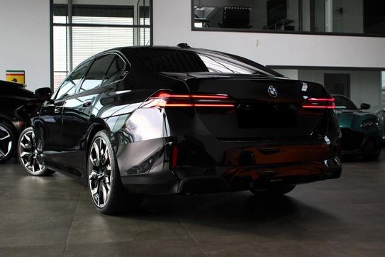 BMW Seria 5 540d xDrive M Sport