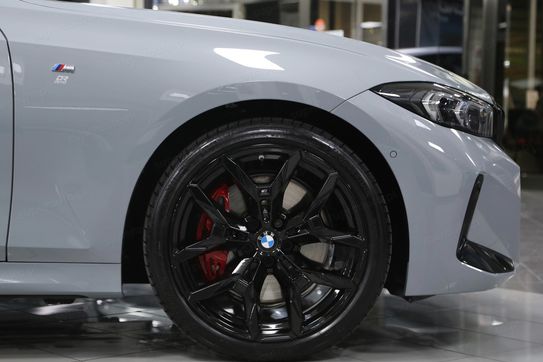 BMW Seria 3 Touring 330d xDrive M Sport