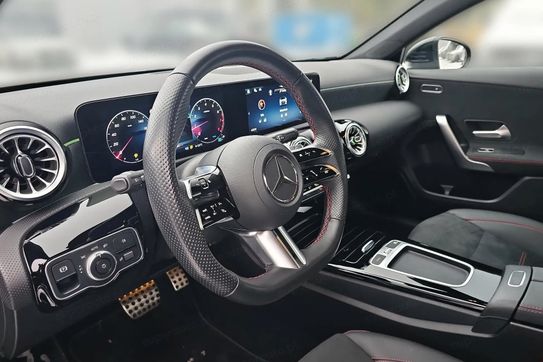 Mercedes Klasa A 200 AMG Line