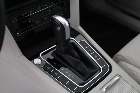 Volkswagen Passat 2.0 TDI Elegance DSG
