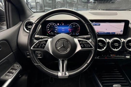 Mercedes Klasa B 220 d Progressive 8G-DCT