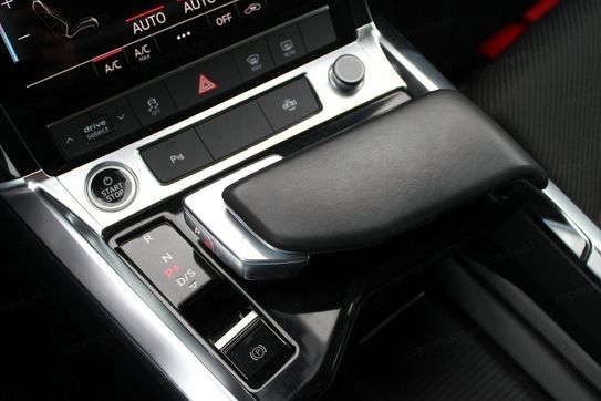 Audi e-tron 50 quattro