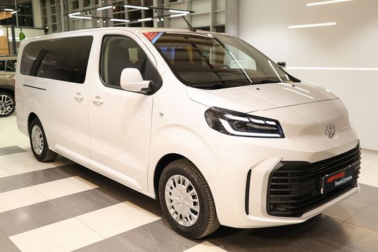 Toyota Proace Verso Long L2H1 Business