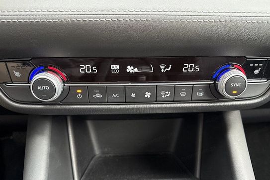 Mazda 6 2.0 Center-Line