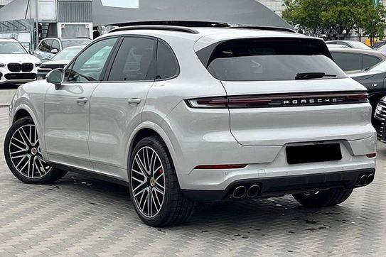 Porsche Cayenne S E-Hybrid