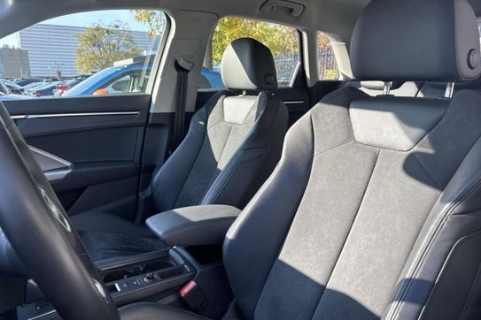 Audi Q3 35 TFSI S-Line