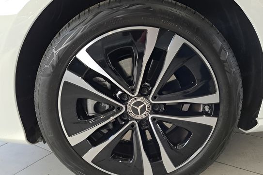 Mercedes CLA 200