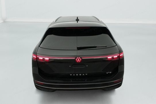 Volkswagen Passat Elegance 1.5 eTSI DSG6