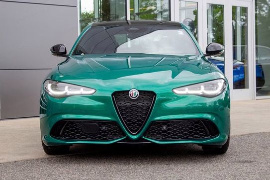 Alfa Romeo Giulia 2.0 Turbo Intensa Q4