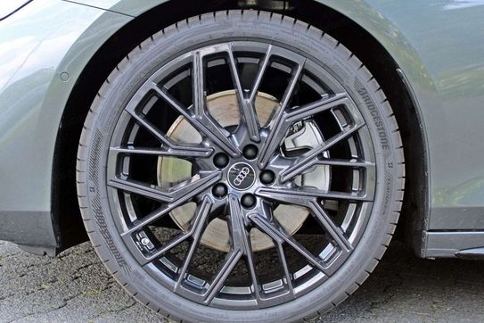Audi A6 TDI quattro S line