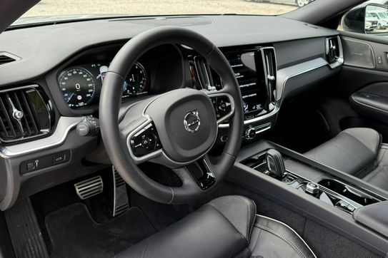 Volvo S60 B4 B R-Design