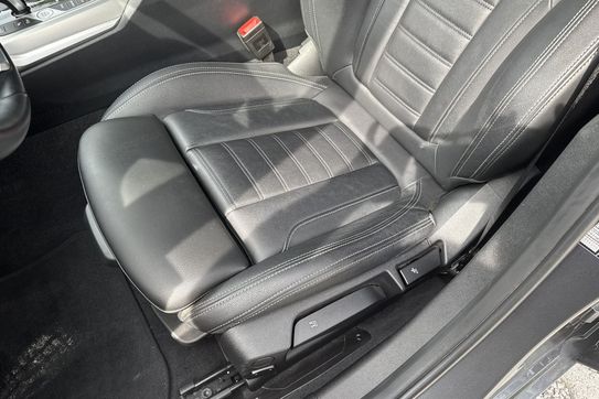 BMW Seria 3 318i