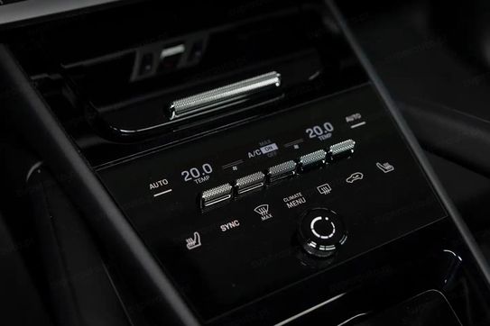 Porsche Cayenne Coupe E-Hybrid Black Edition