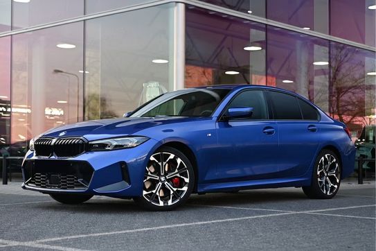 BMW Seria 3 330i xDrive M Sport