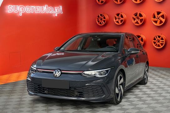 Volkswagen Golf GTI 2.0 TSI DSG