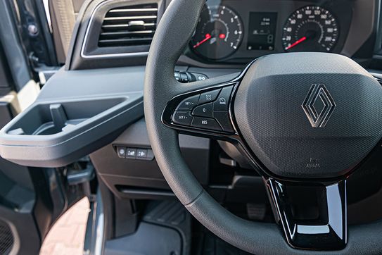 Renault Master L3 Zabudowa 10EP + Tył spanie
