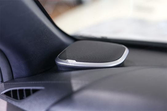 Toyota HiLux Double Cab Invincible 4x4 AT