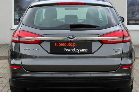 Ford Mondeo 2.0 Hybrid Trend
