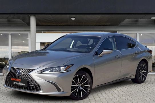 Lexus ES 300h Business Edition
