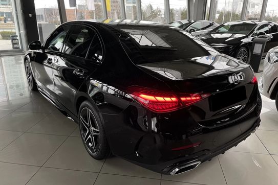 Mercedes Klasa C 200 4-Matic AMG