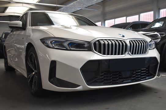 BMW Seria 3 320i xDrive M Sport