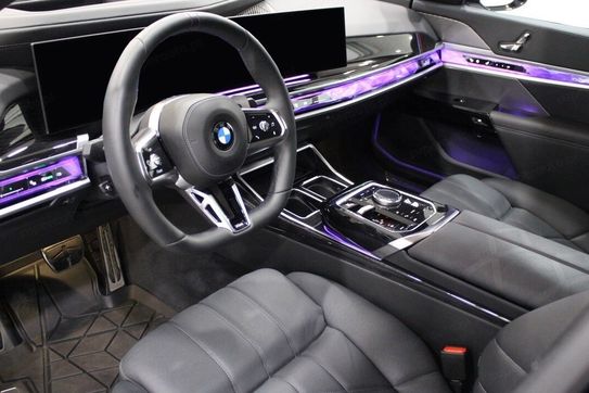 BMW Seria 7 740d xDrive M Sport