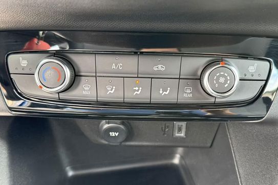 Opel Corsa Edition 1.2 Turbo