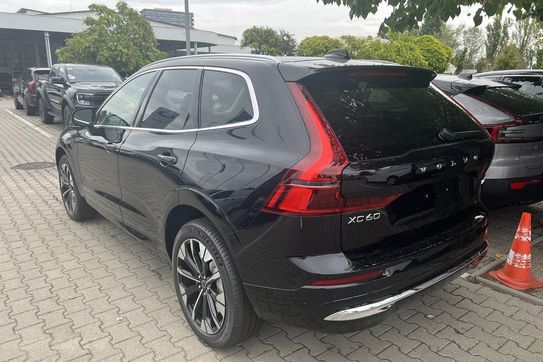 Volvo XC60 B5 AWD Ultra Bright