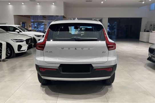 Volvo XC40 B3 Essential