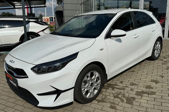 Kia Ceed M 1.5 T-GDI  DCT