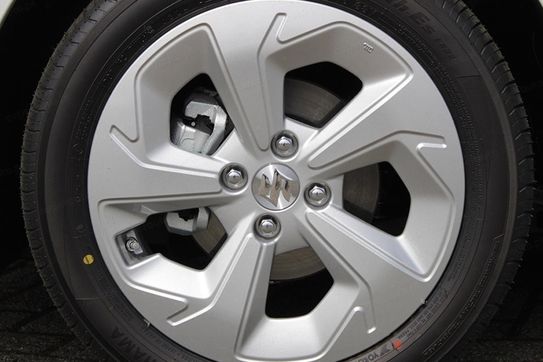 Suzuki Swift Premium Plus 1.2 Dualjet SHVS