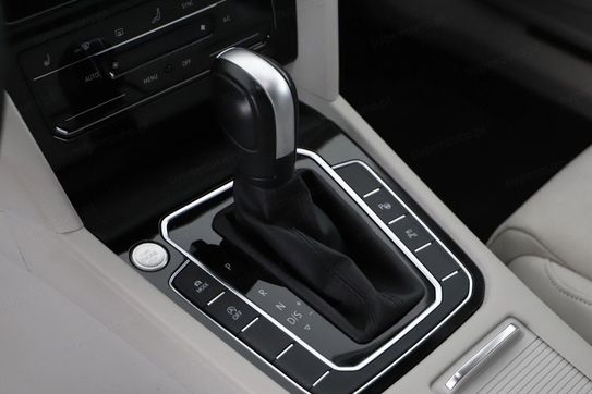 Volkswagen Passat 2.0 Tdi Elegance Dsg