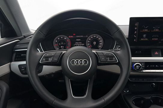 Audi A4 40 TFSI mHEV S tronic