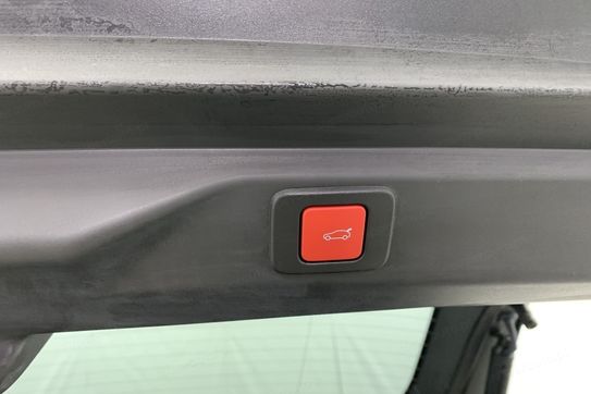 Peugeot 3008 GT 1.2 mHEV e-DCS6