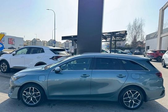 Kia Ceed 1.6 GDI PHEV Business Line DCT