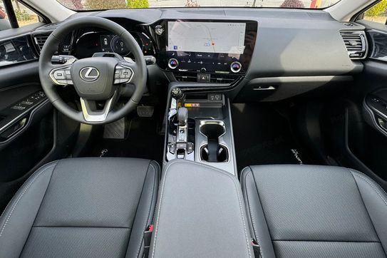 Lexus NX 350h Prestige 2WD
