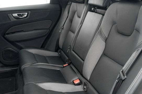 Volvo XC60 B4 B Plus Dark