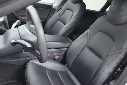 Tesla Model Y Y Long Range AWD