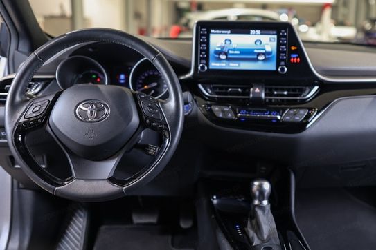 Toyota C-HR 1.8 Hybrid Executive