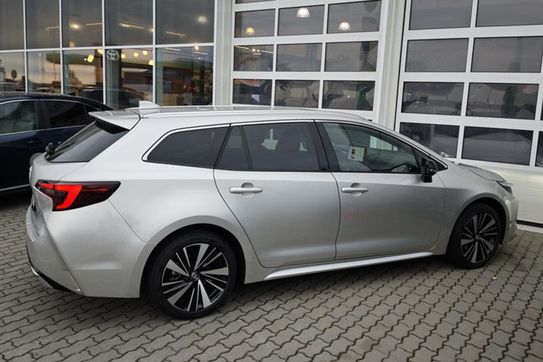 Toyota Corolla Style 1.8 Hybrid