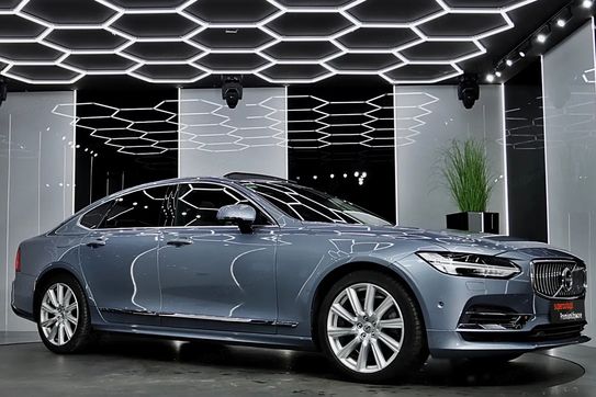 Volvo S90 T8 AWD Plug-In Hybrid Inscription aut