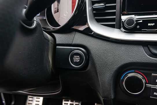 Kia ProCeed 1.6 T-GDI GT DCT